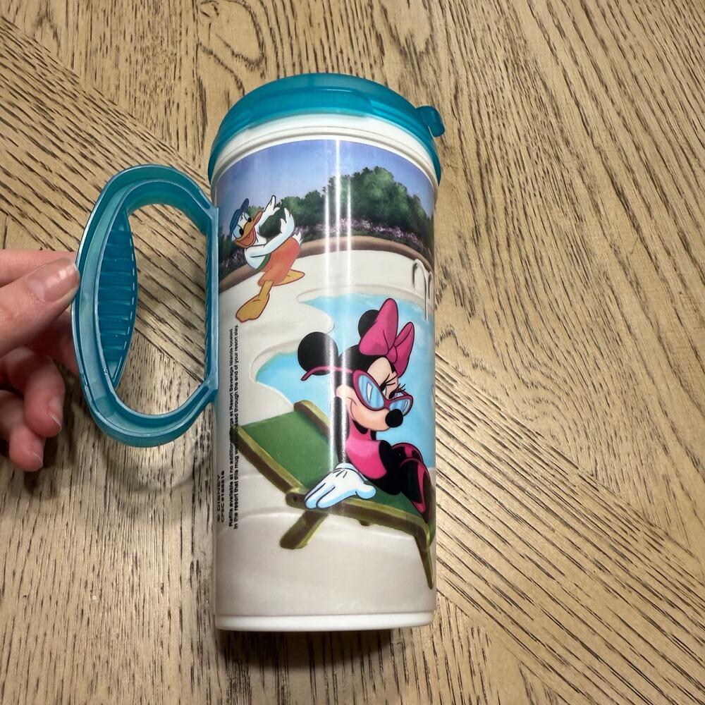 Whirley Warren Walt Disney World Parks Mickey Refillable Mug Tumbler Teal